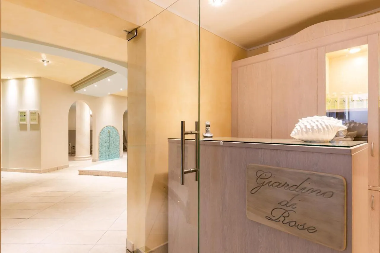 Hotel La Gardenia & Villa Oleandra Limone sul Garda Italien
