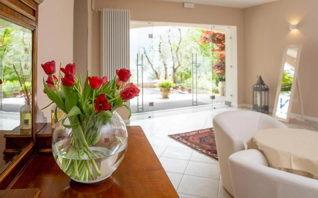 Hotel La Gardenia & Villa Oleandra Limone sul Garda